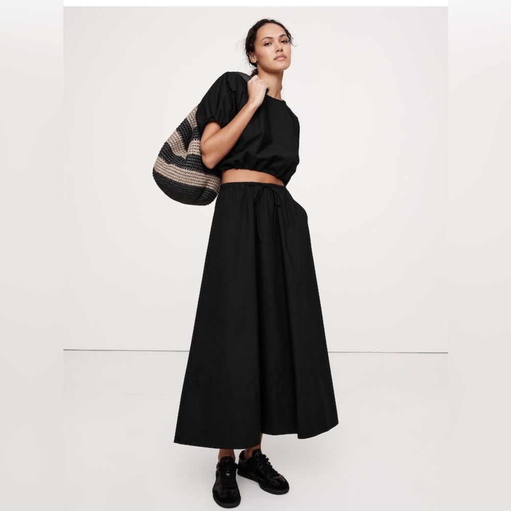 NWT Banana Republic Cotton Poplin Black Maxi Skirt Size Medium (#722656)
